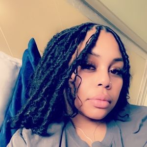 Meet your Posher, Devonna